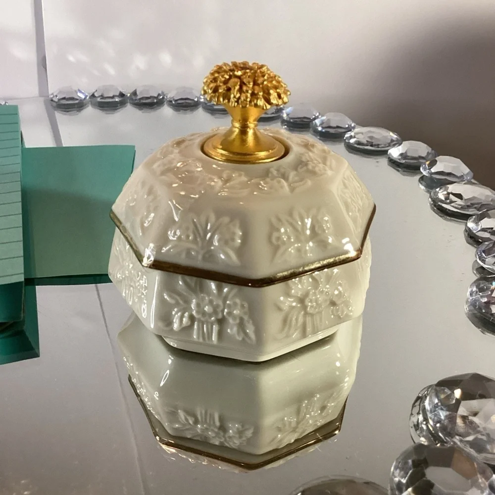 Lenox add touch